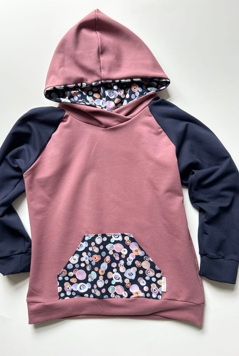 Slika izdelka PULOVER S KAPUCO ZA DEKLICE - lila s krogci