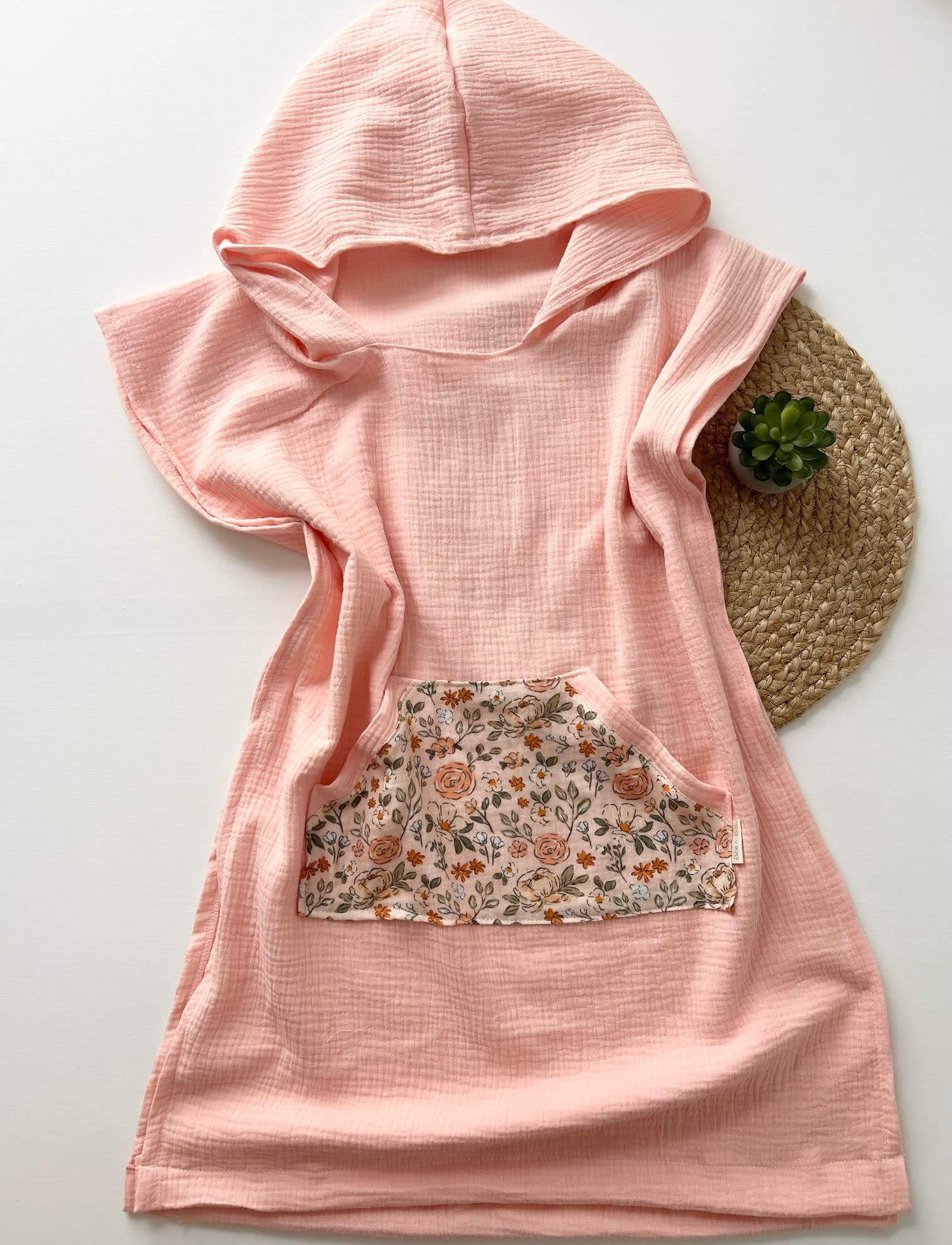 KOPALNI PONČO ROZA Z ROŽASTIM ŽEPOM